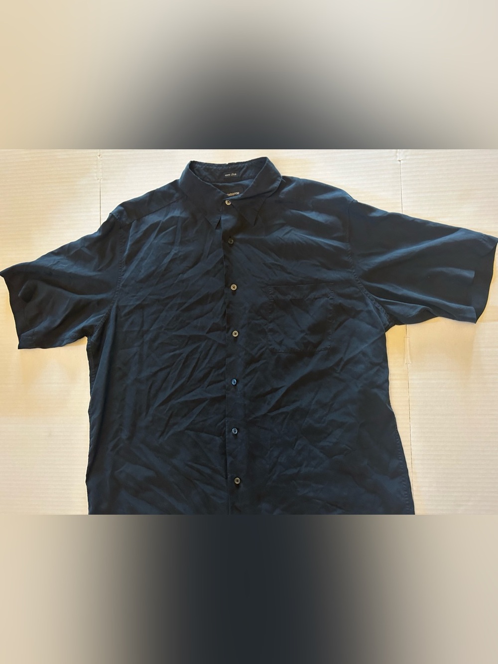 Men's Vintage 90s Black 100% Silk Short Sleeved Button Up Shirt Size XL Resort